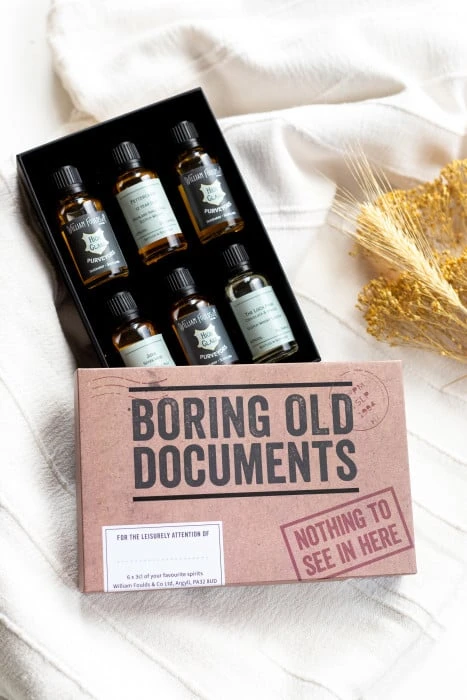 Boring Documents Whisky Gift Set - Image 4