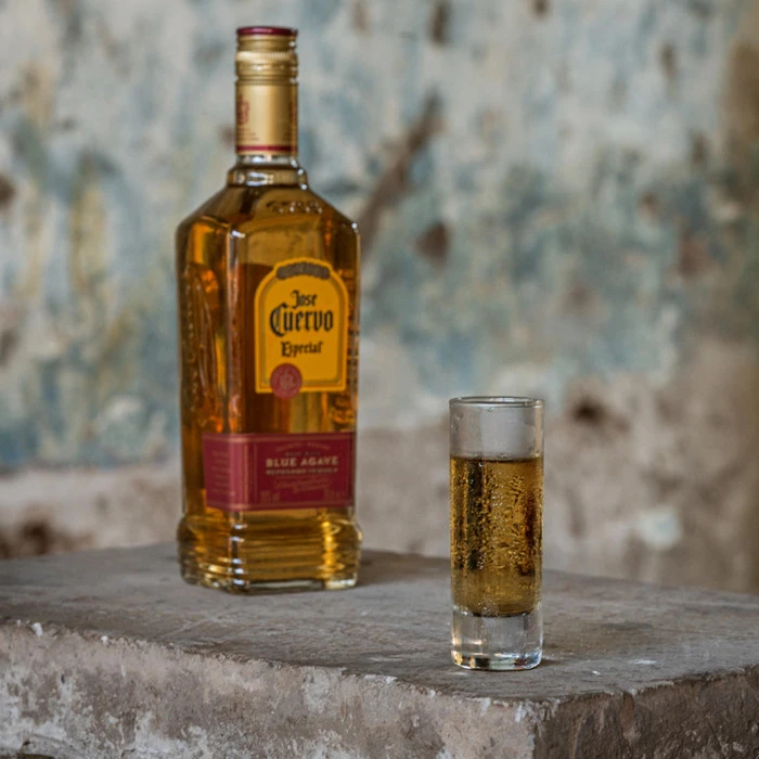 Jose Cuervo Especial Gold Reposado - Image 3